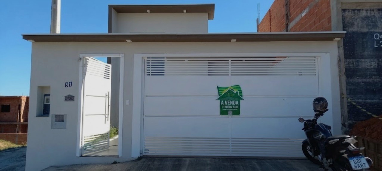 Imperdível! Casa à venda em Indaiatuba-SP, no bairro Parque Barnabé, com 2 quartos, sendo 1 suíte, 2 salas, 2 banheiros, 2 vagas de garagem e 80m² de área.