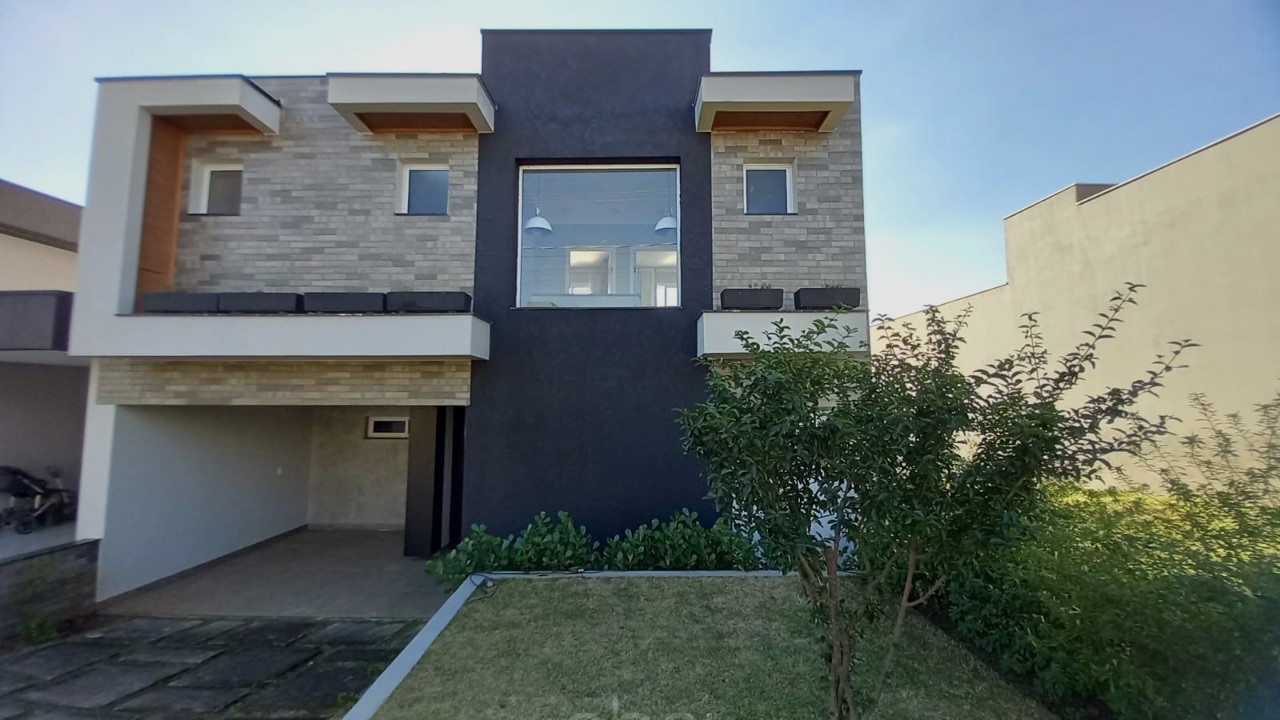 Sobrado de Luxo à Venda no Jardim Mantova, Indaiatuba-SP! Imóvel com 3 Quartos, Piscina, Sauna e Área Gourmet por 1.490.000! Quintal amplo,  ABPI