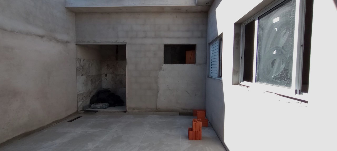Imperdível: Casa à venda em Indaiatuba-SP, Parque Barnabé - 2 quartos, 1 suíte, 2 salas, 2 banheiros, 2 vagas, 130m²