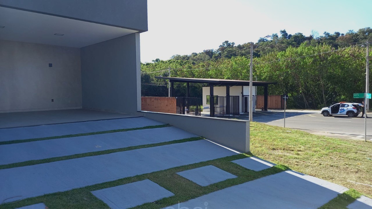 A venda: casa Térrea de Luxo linda e charmosa  no Gran Reserve em Indaiatuba-SP: 3 suítes, sala ampla, área gourmet, persianas automatizadas. ABPI