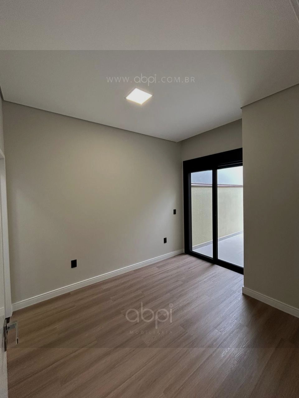 Casa de 3 suítes no Park Gran Reserve em Indaiatuba-SP! Área gourmet, móveis planejados e muito mais! Super oferta, segurança e lazer, ABPI
