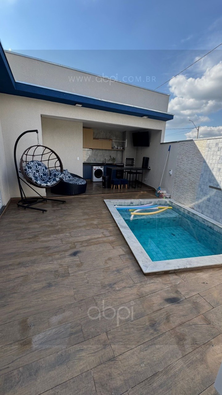 Casa à Venda em Indaiatuba-SP: Parque Barnabé, 3 Quartos, 1 Suíte, 2 Salas, 2 Banheiros, 2 Vagas de Garagem - Imperdível! Super oportunidade ABPI
