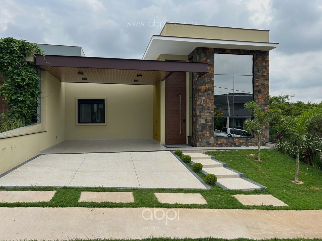 Casa de 3 suítes no Park Gran Reserve em Indaiatuba-SP! Área gourmet, móveis planejados e muito mais! Super oferta, segurança e lazer, ABPI
