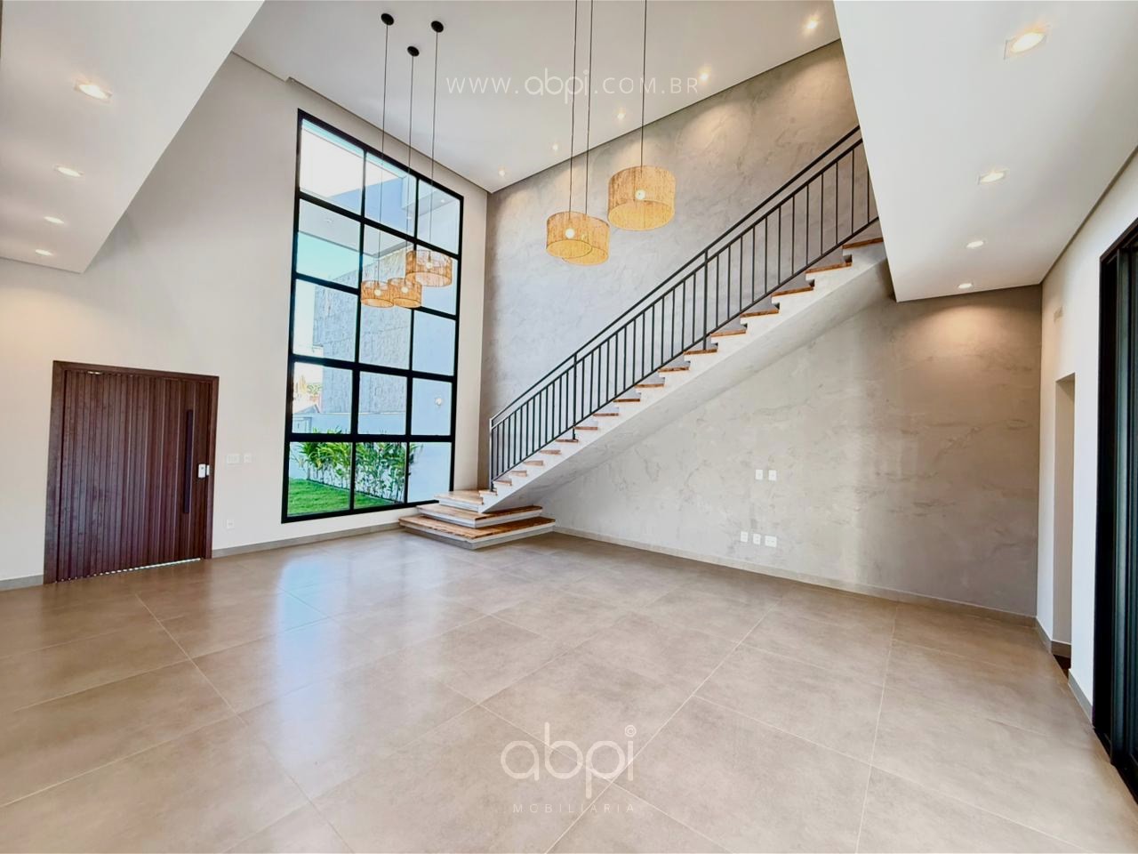 Casa de luxo em condomínio: 3 suítes, área gourmet e piscina em Indaiatuba-SP, Jardim Villa Sapezal. Confira! Super oportunidade! Lazer completo! ABPI