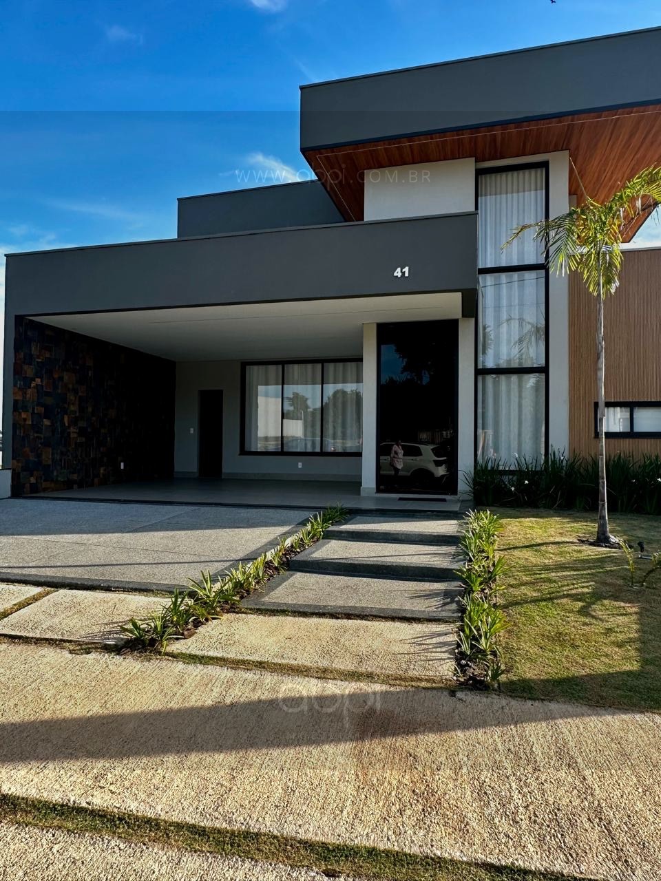 Casa de Luxo à Venda no Condomínio Park Vista Real em Indaiatuba-SP: 3 Suítes, Piscina com ducha, escritório e mais, muito mais! ABPI