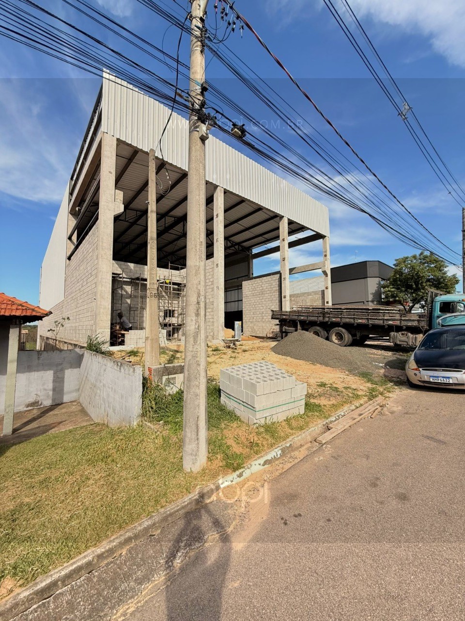Galpão de 872,51 m² em Itu-SP: oportunidade única para seu negócio! Negócio! Investimento! Especial! Grande oportunidade! ABPI