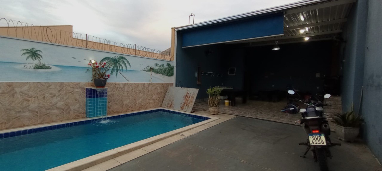 Edícula Completa com Piscina à Venda no Jardim Colonial, Indaiatuba/SP - Oportunidade Imperdível! Eventos! Negócios! Imperdível!