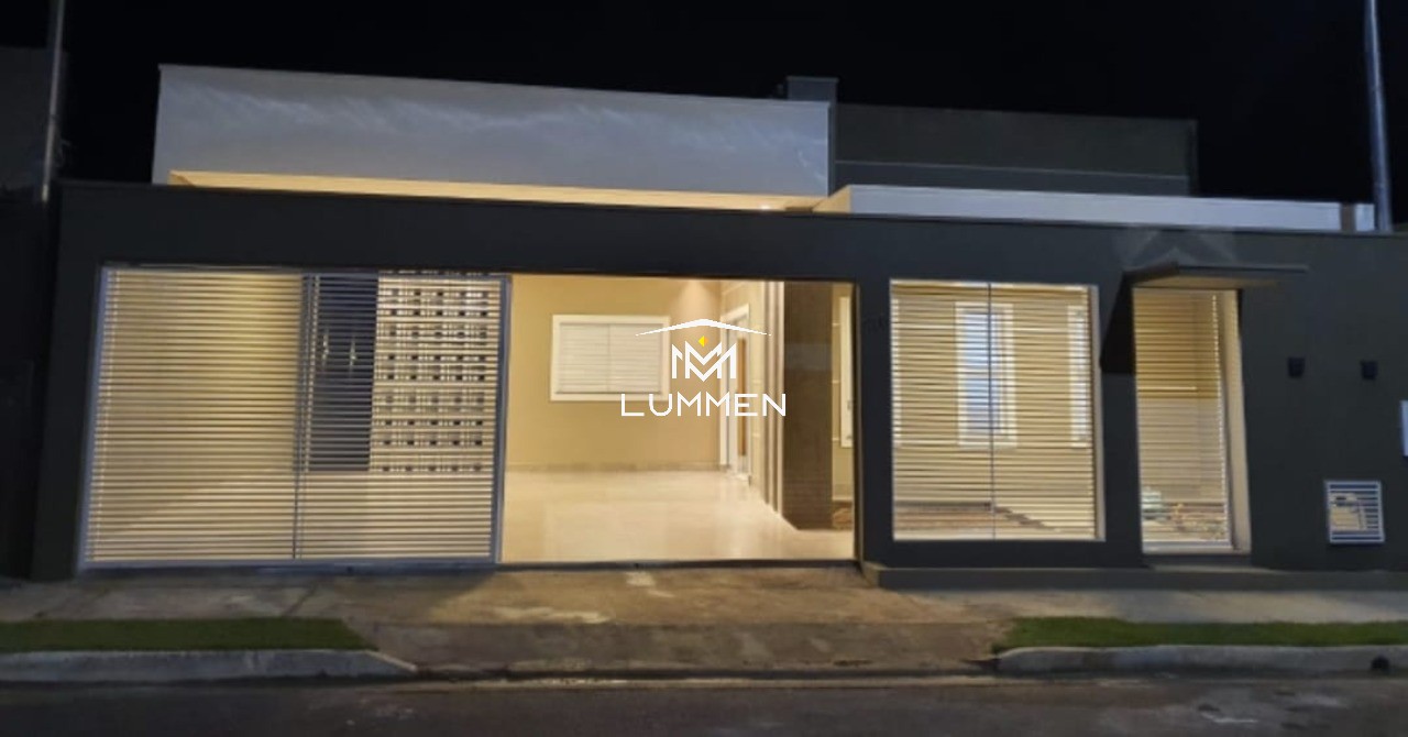Casa, 3 quartos, 207 m² - Foto 1