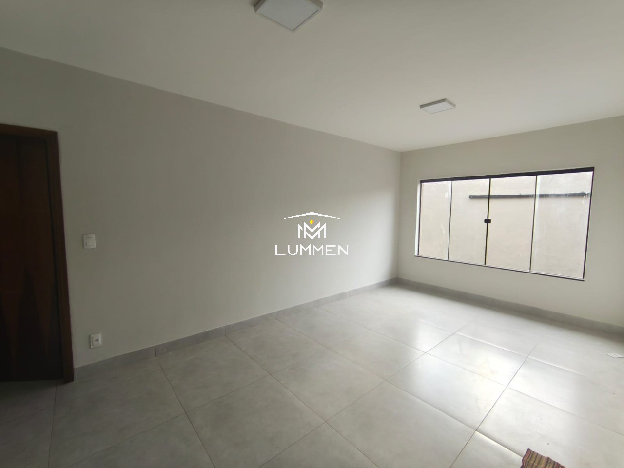 Casa, 4 quartos, 257 m² - Foto 1