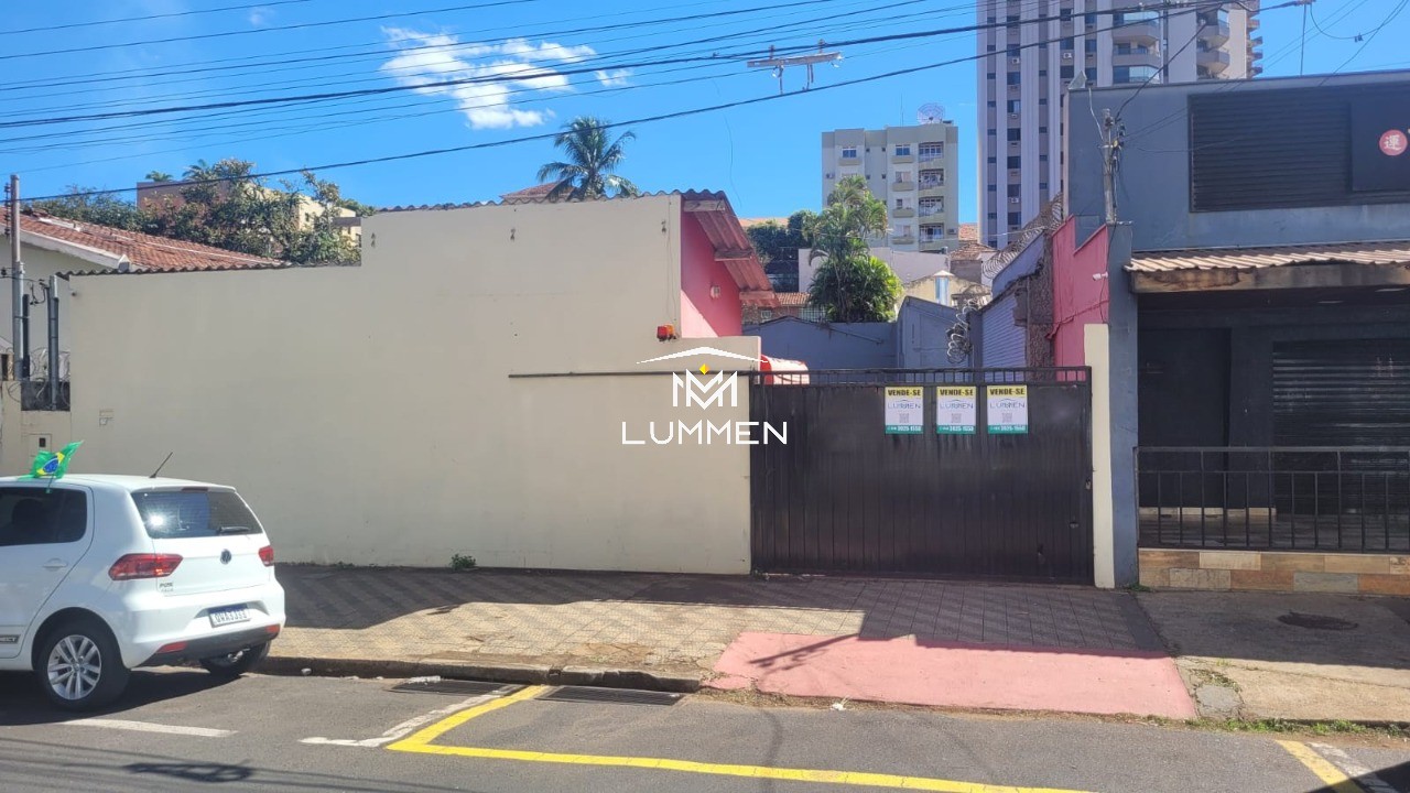 Loteamento e Condomínio, 704 m² - Foto 1