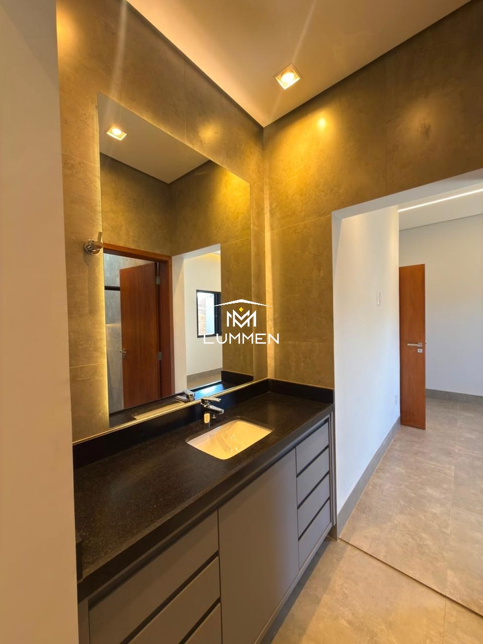 Casa, 3 quartos, 250 m² - Foto 15
