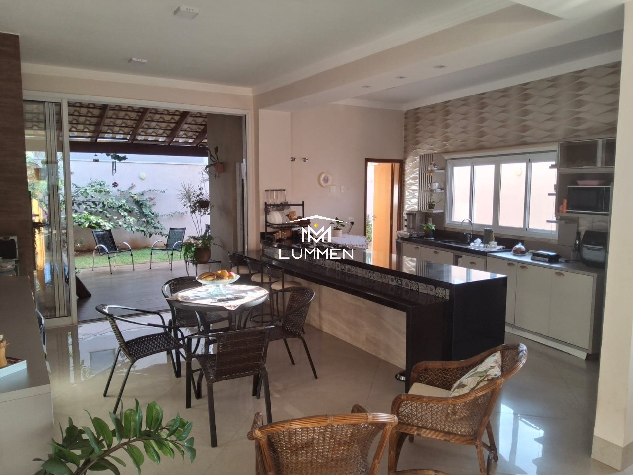 Casa, 3 quartos, 240 m² - Foto 11
