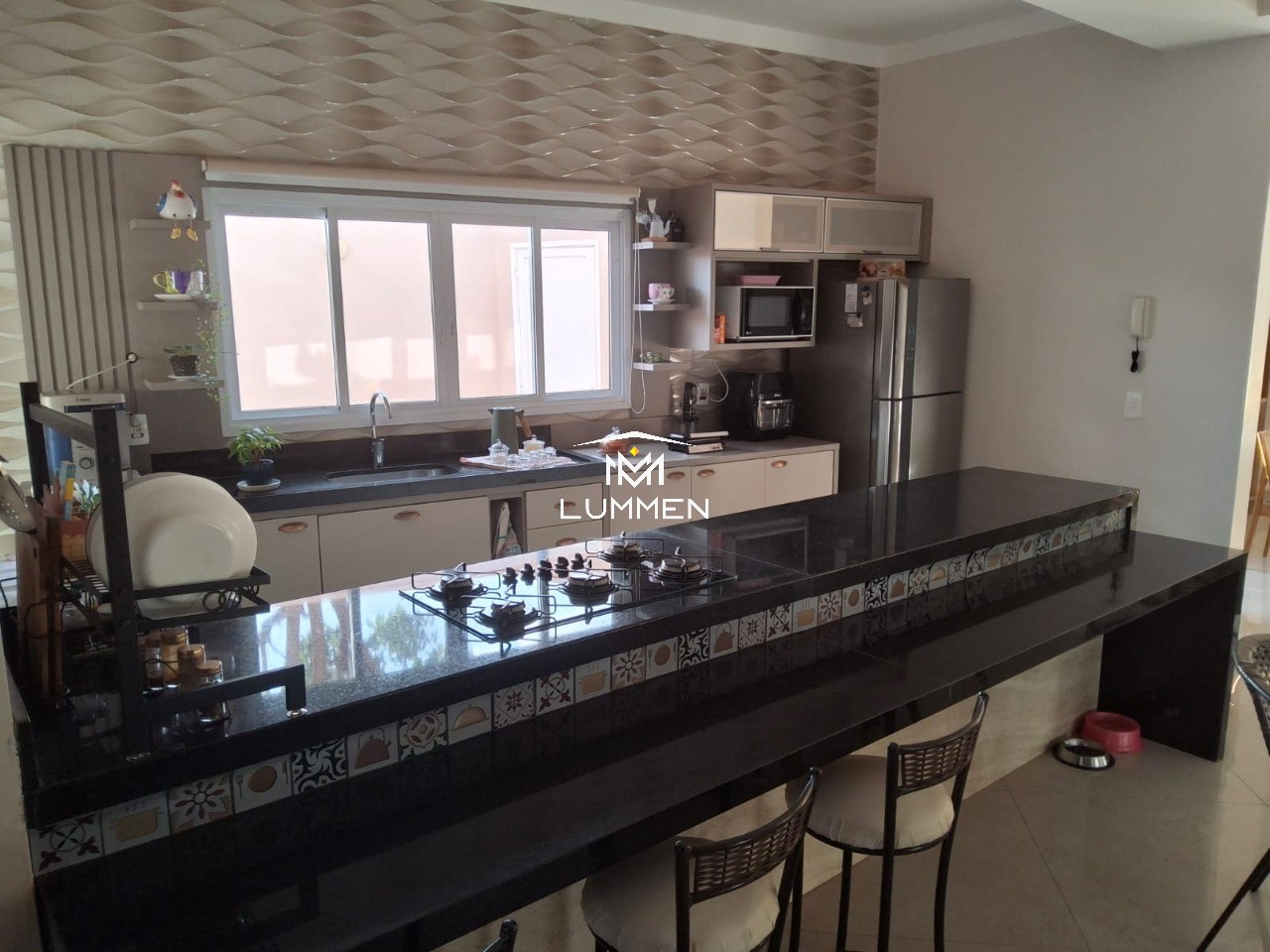 Casa, 3 quartos, 240 m² - Foto 12