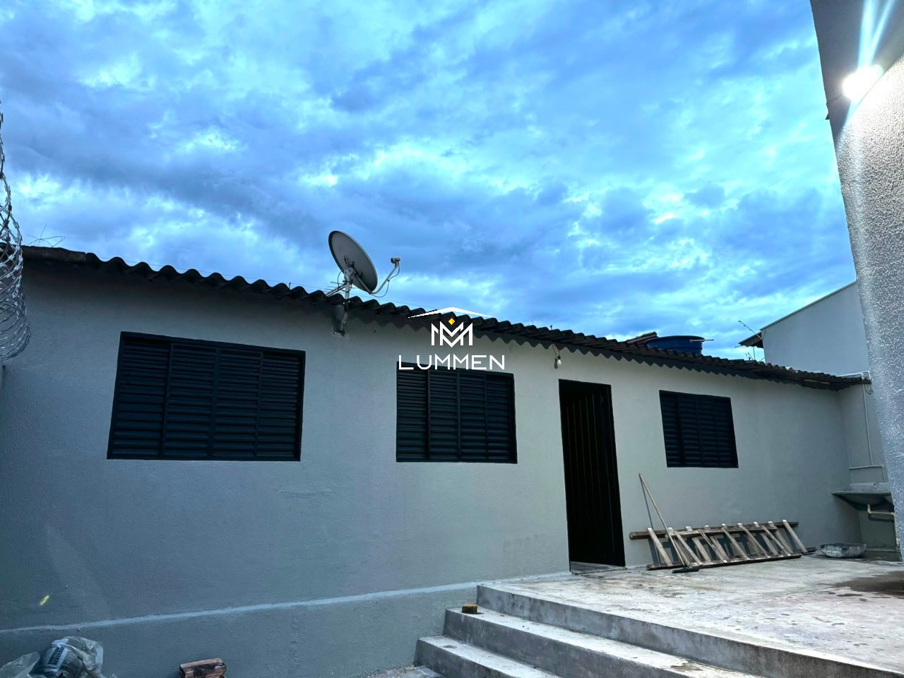 Casa, 5 quartos, 132 m² - Foto 1