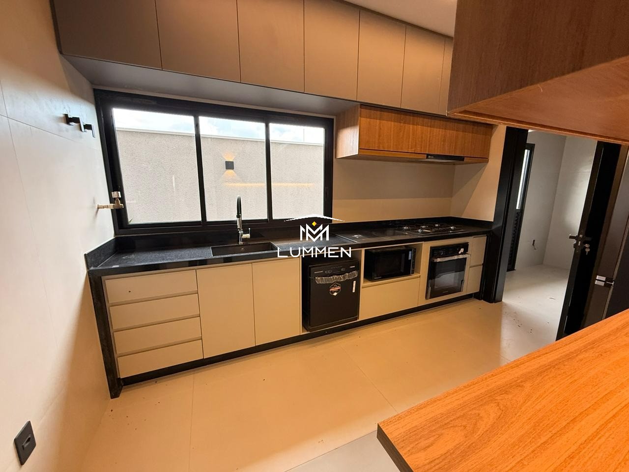 Casa, 4 quartos, 250 m² - Foto 4