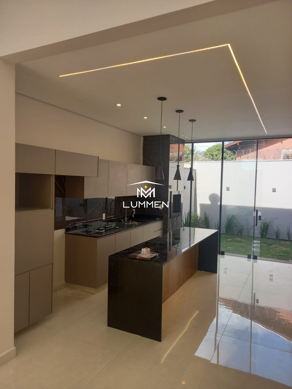 Casa, 3 quartos, 200 m² - Foto 1