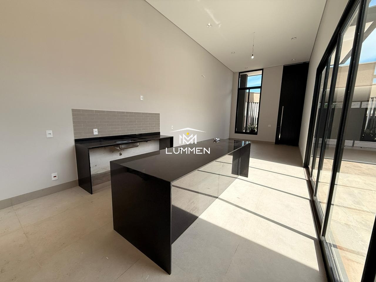 Casa, 3 quartos, 178 m² - Foto 4