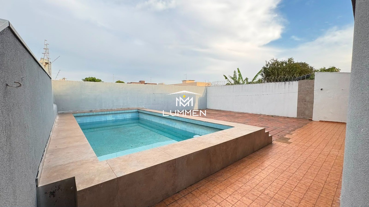 Casa, 3 quartos, 225 m² - Foto 3