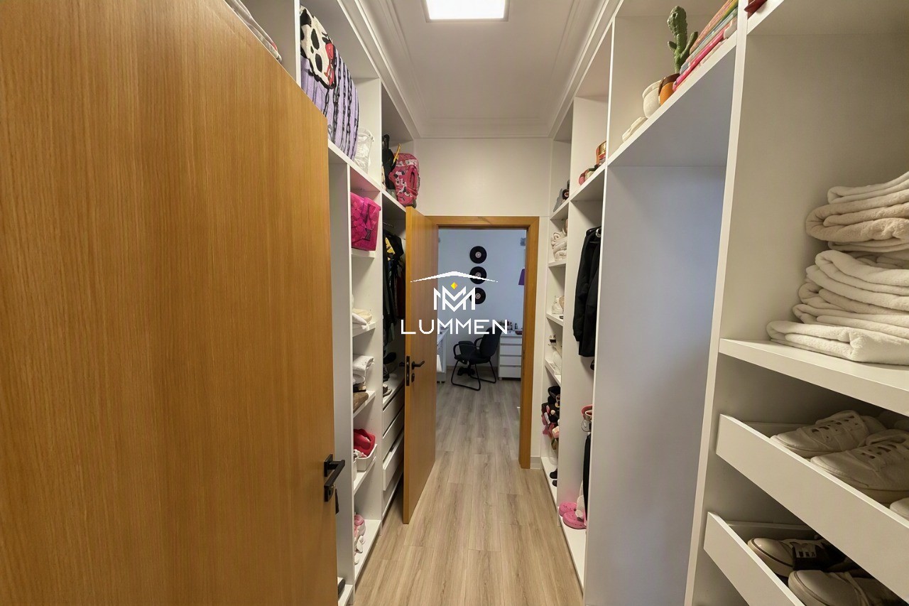 Casa, 3 quartos, 196 m² - Foto 9
