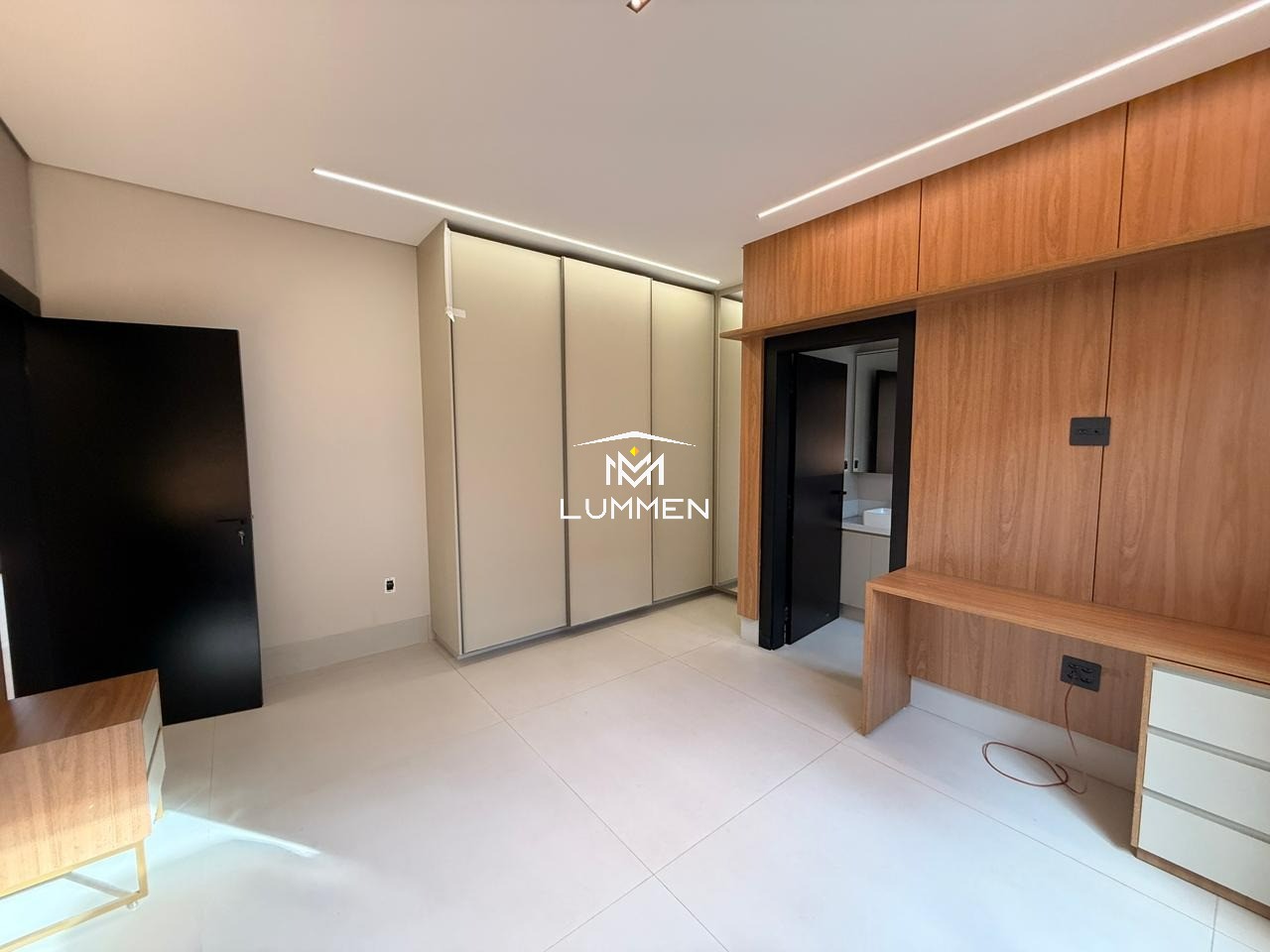 Casa, 4 quartos, 250 m² - Foto 14