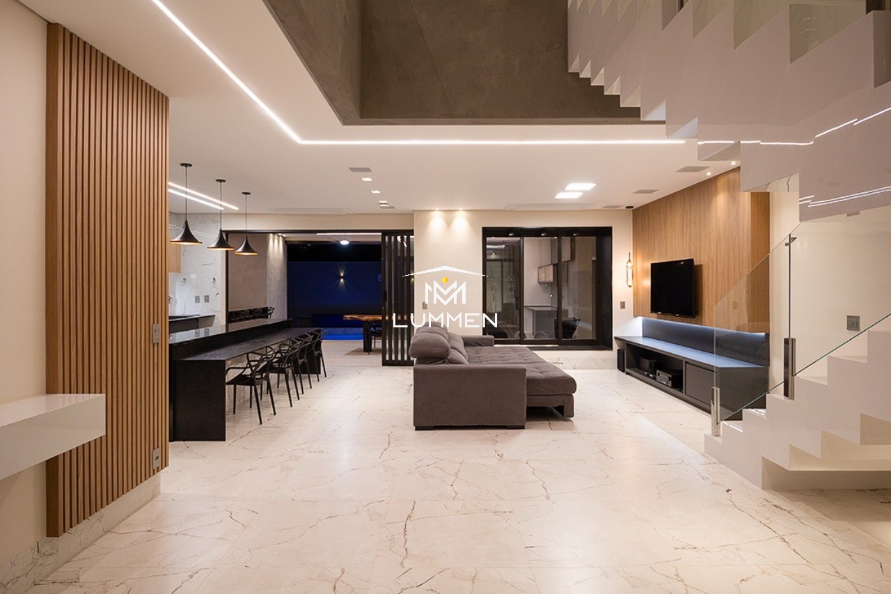 Casa, 5 quartos, 360 m² - Foto 1