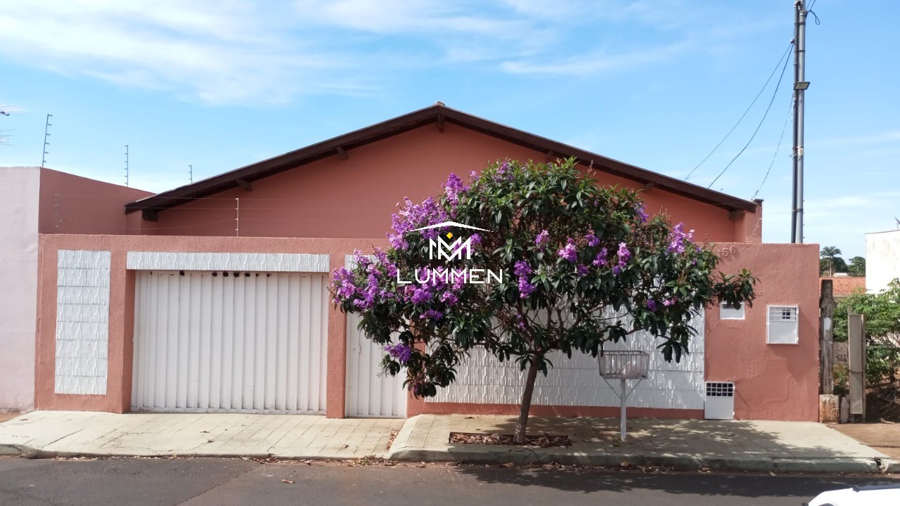 Casa, 3 quartos, 200 m² - Foto 1