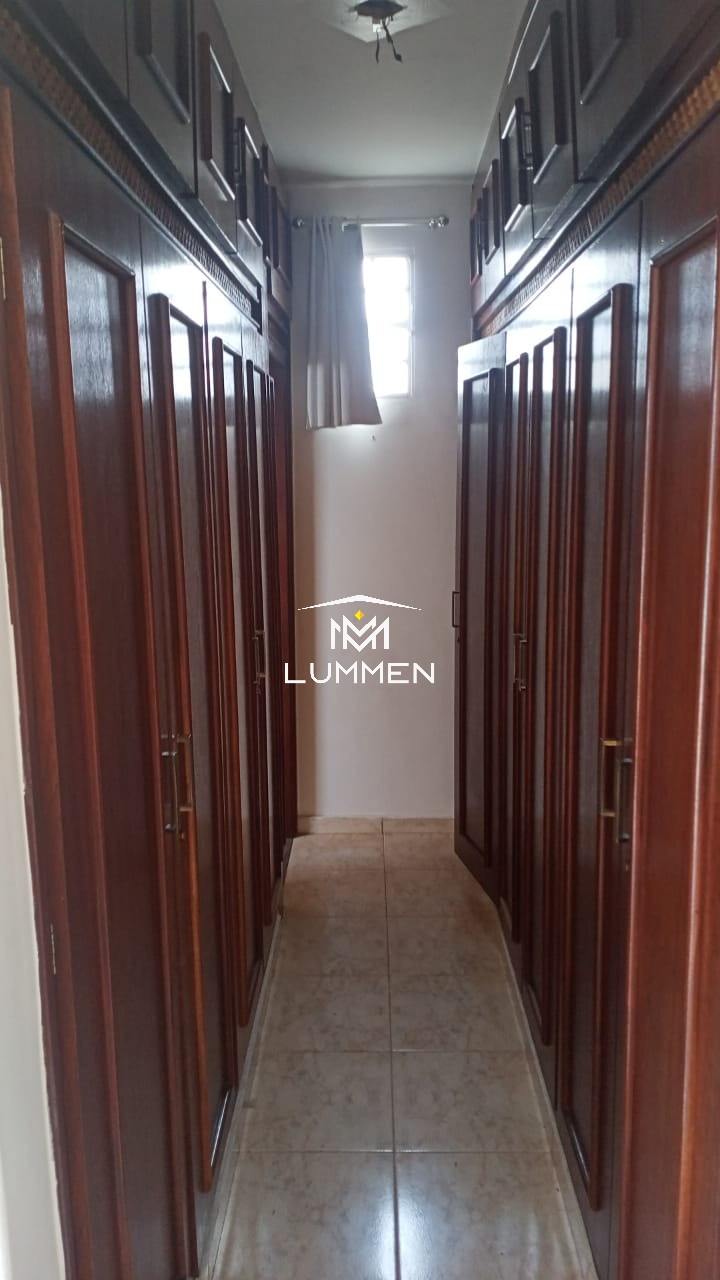 Casa, 3 quartos, 200 m² - Foto 3