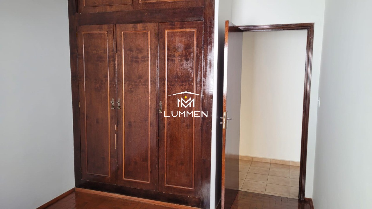 Casa, 6 quartos, 212 m² - Foto 11