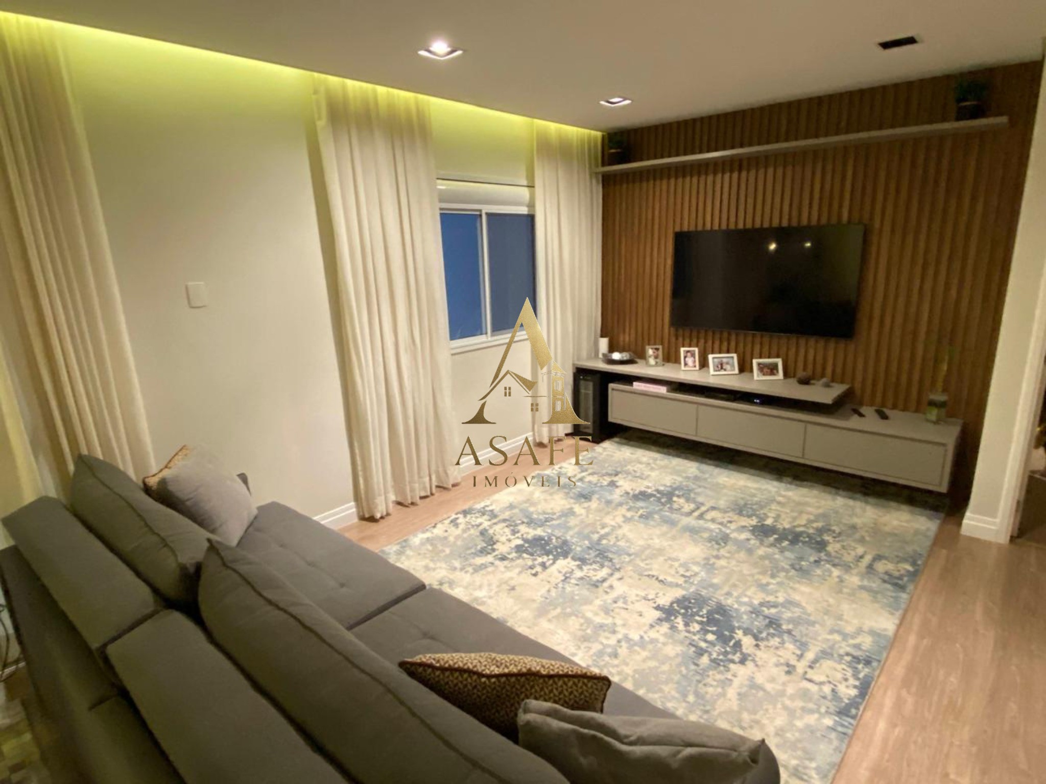 Apartamento, 3 quartos, 158 m² - Foto 1