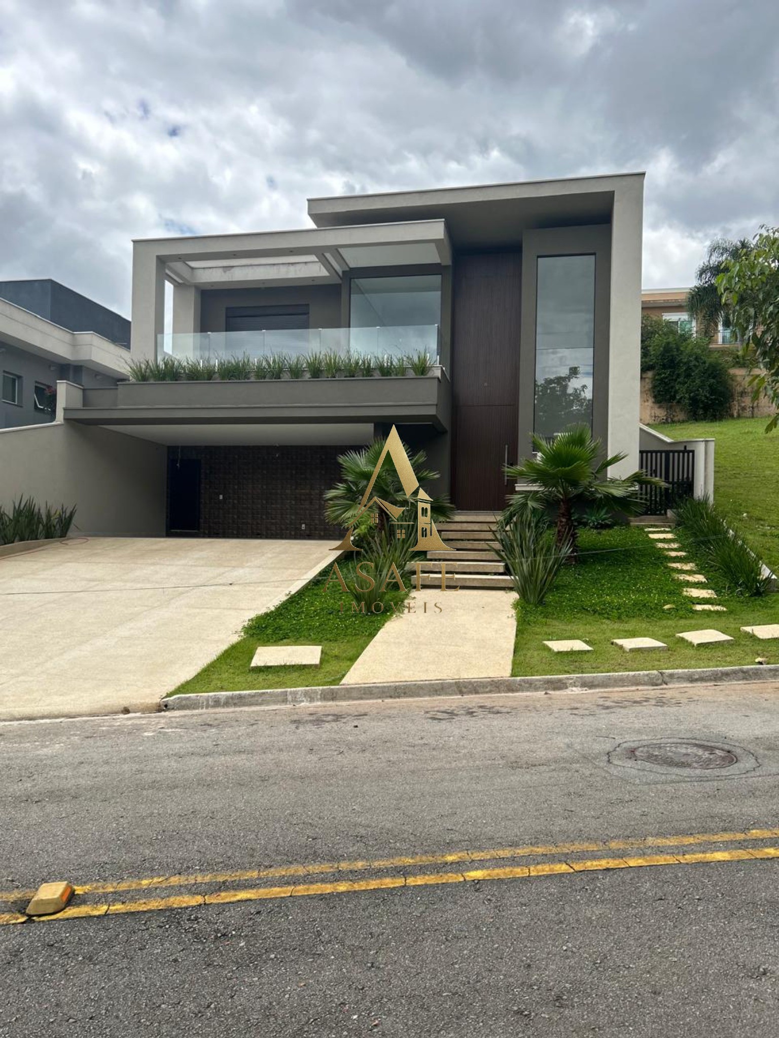 Casa, 5 quartos, 403 m² - Foto 1
