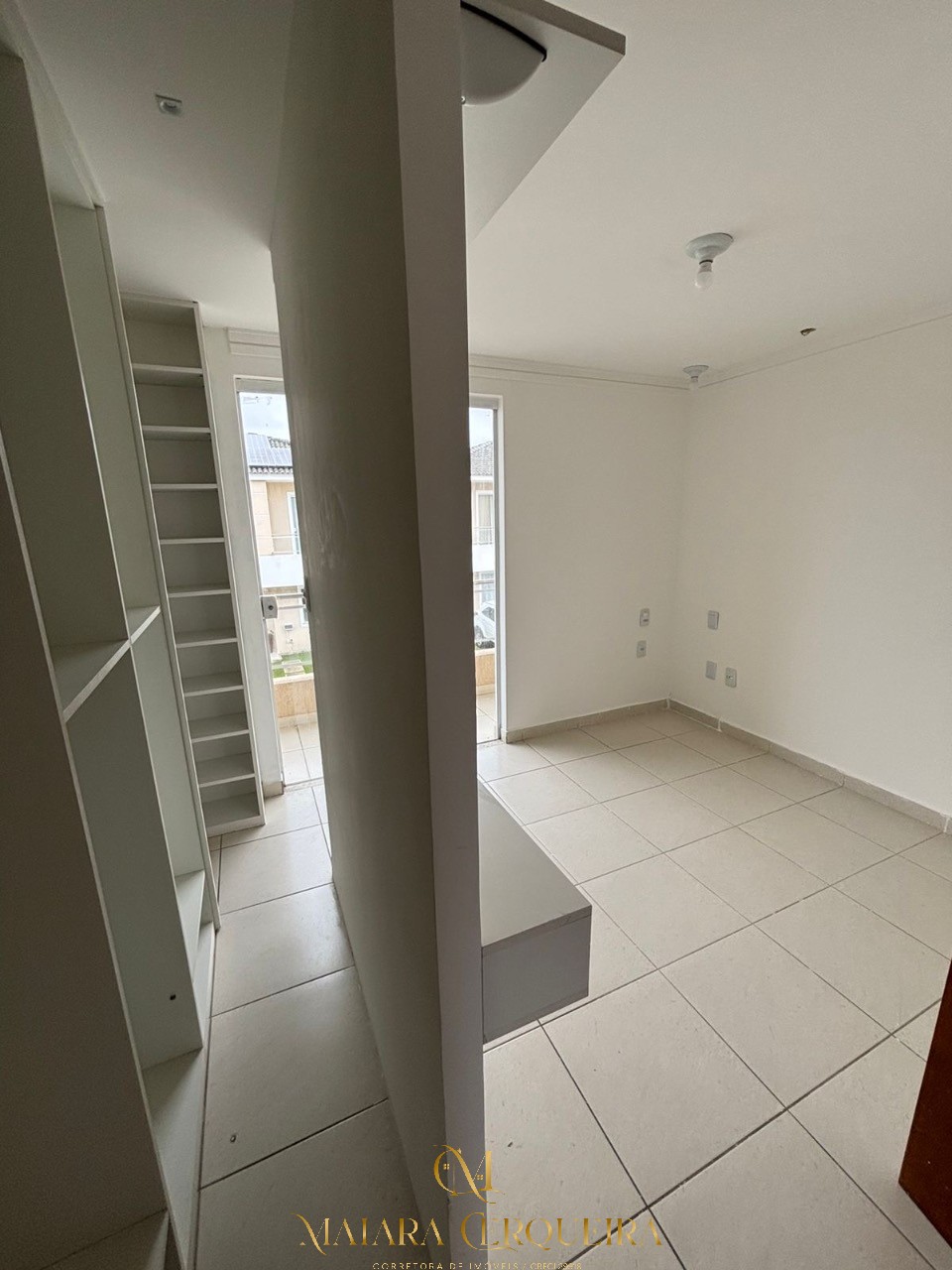 Casa residencial em lauro de freitas - ba, centro