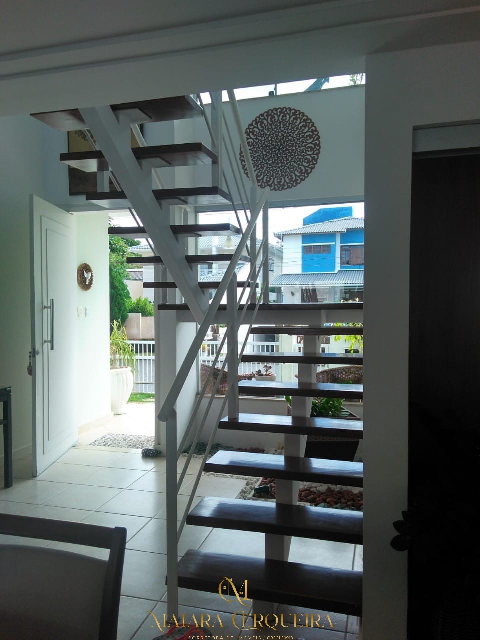 Casa residencial em lauro de freitas - ba, portão