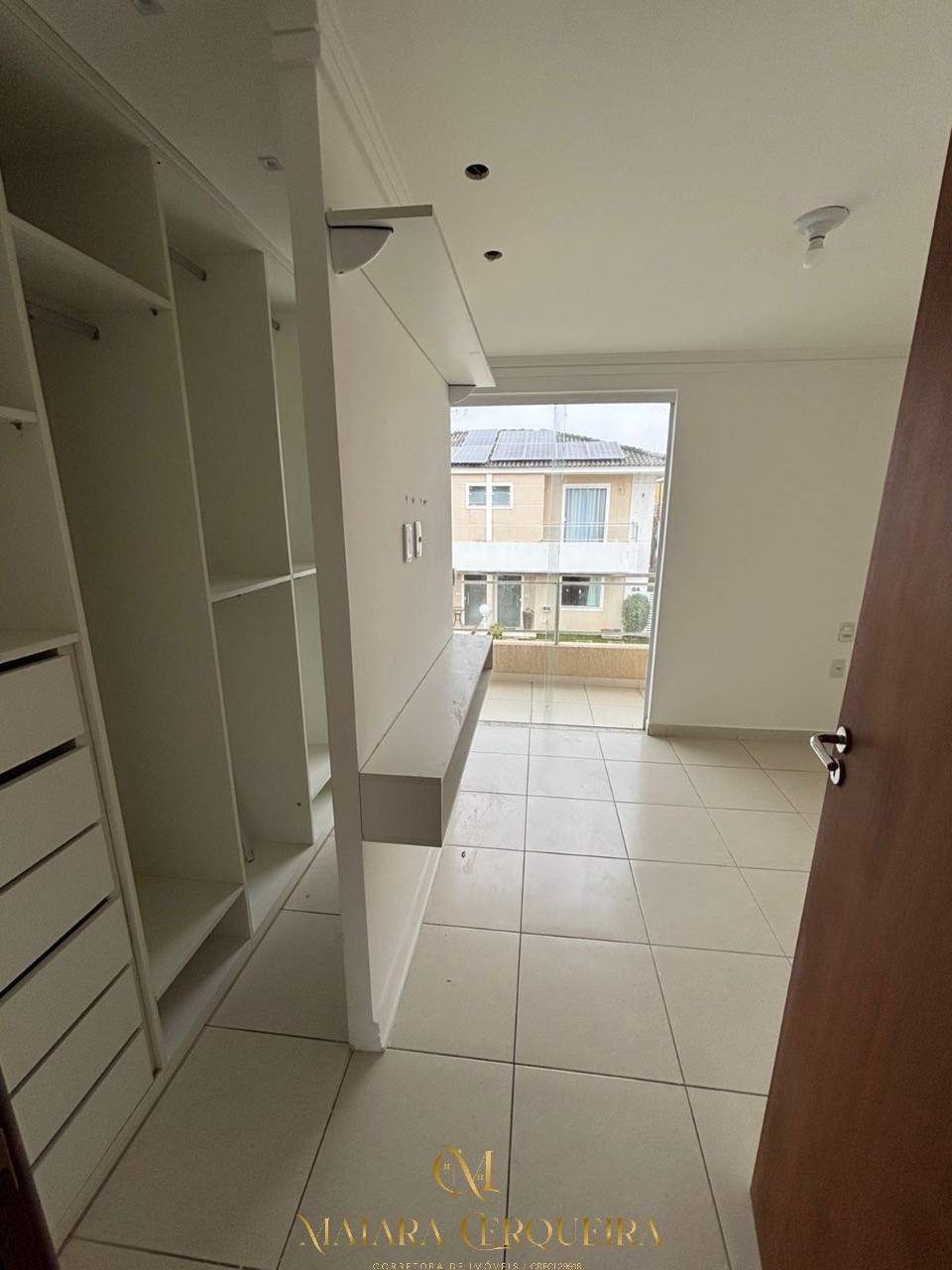 Casa residencial em lauro de freitas - ba, centro