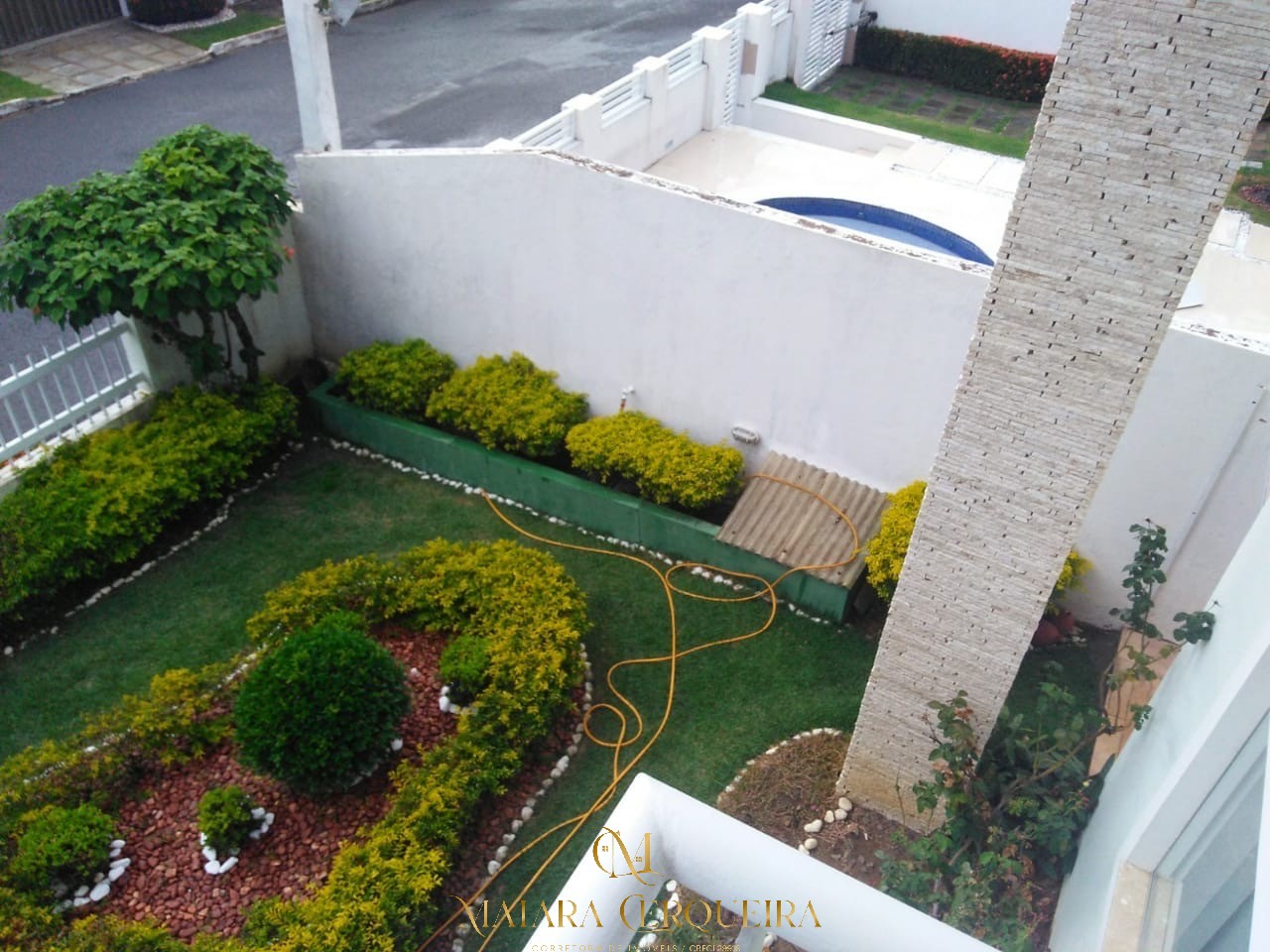 Casa residencial em lauro de freitas - ba, portão