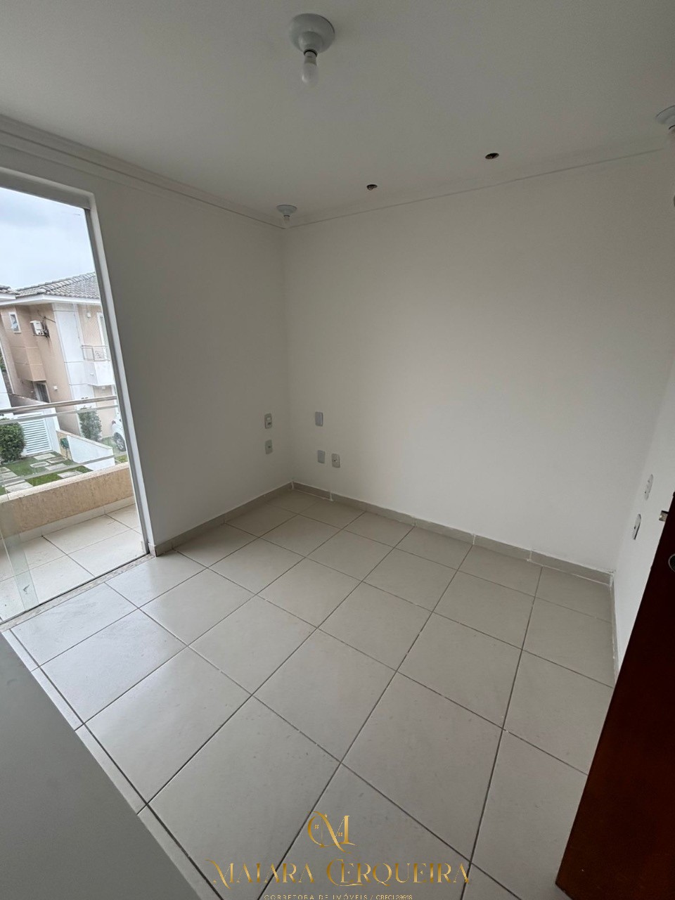 Casa residencial em lauro de freitas - ba, centro