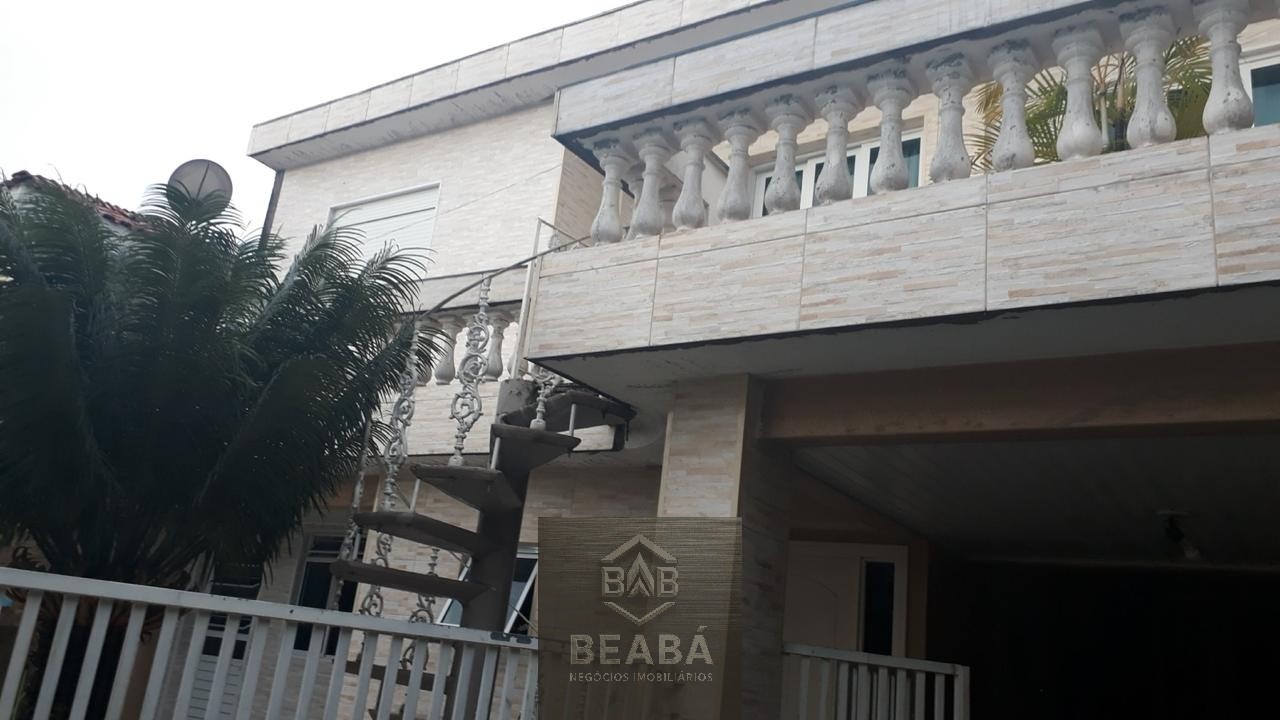 Casa, 3 quartos, 230 m² - Foto 2