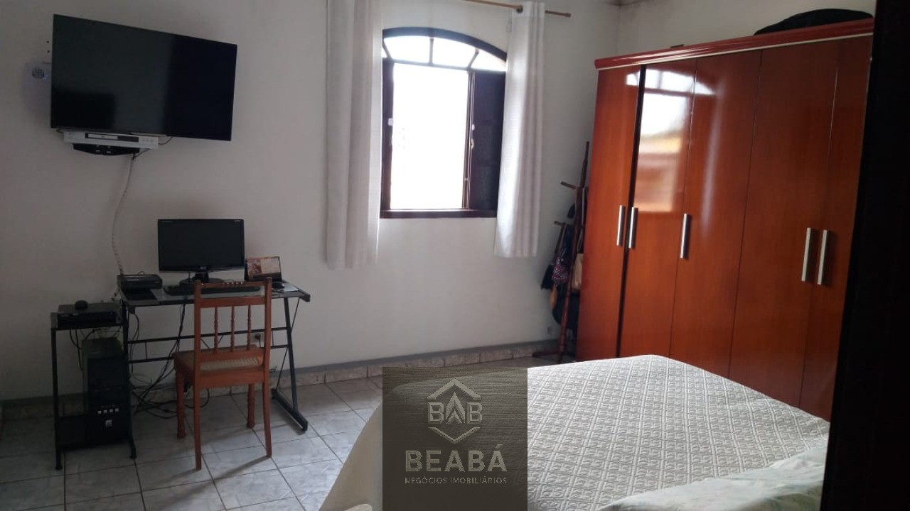 Casa, 3 quartos, 250 m² - Foto 12