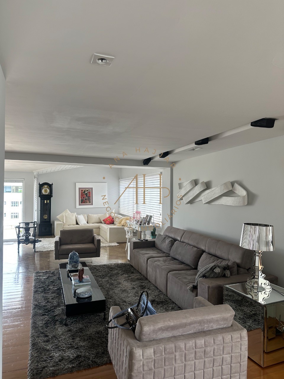 Cobertura, 3 quartos, 302 m² - Foto 1