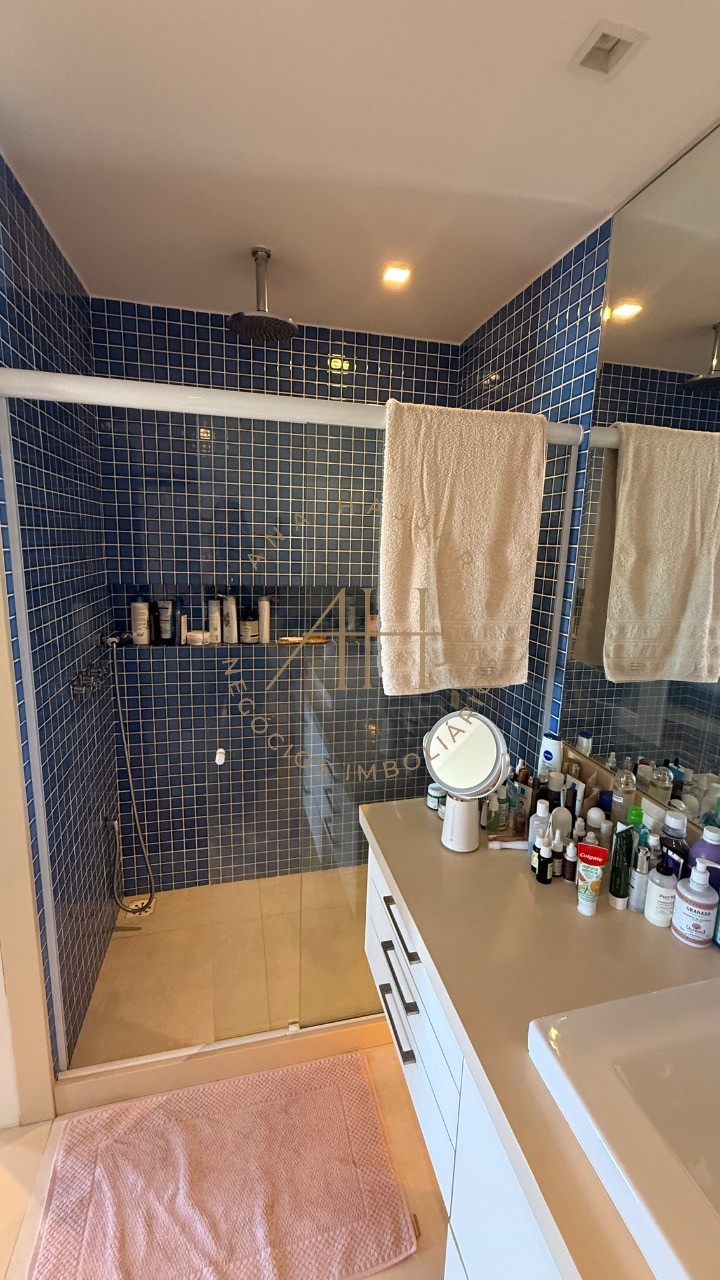 Cobertura, 3 quartos, 268 m² - Foto 9