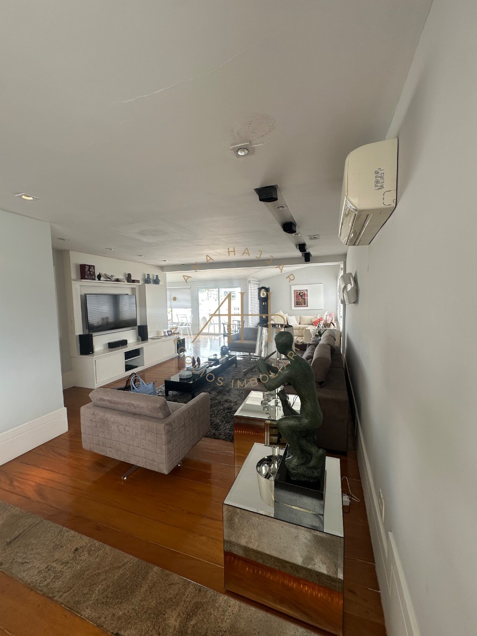 Cobertura, 3 quartos, 302 m² - Foto 2