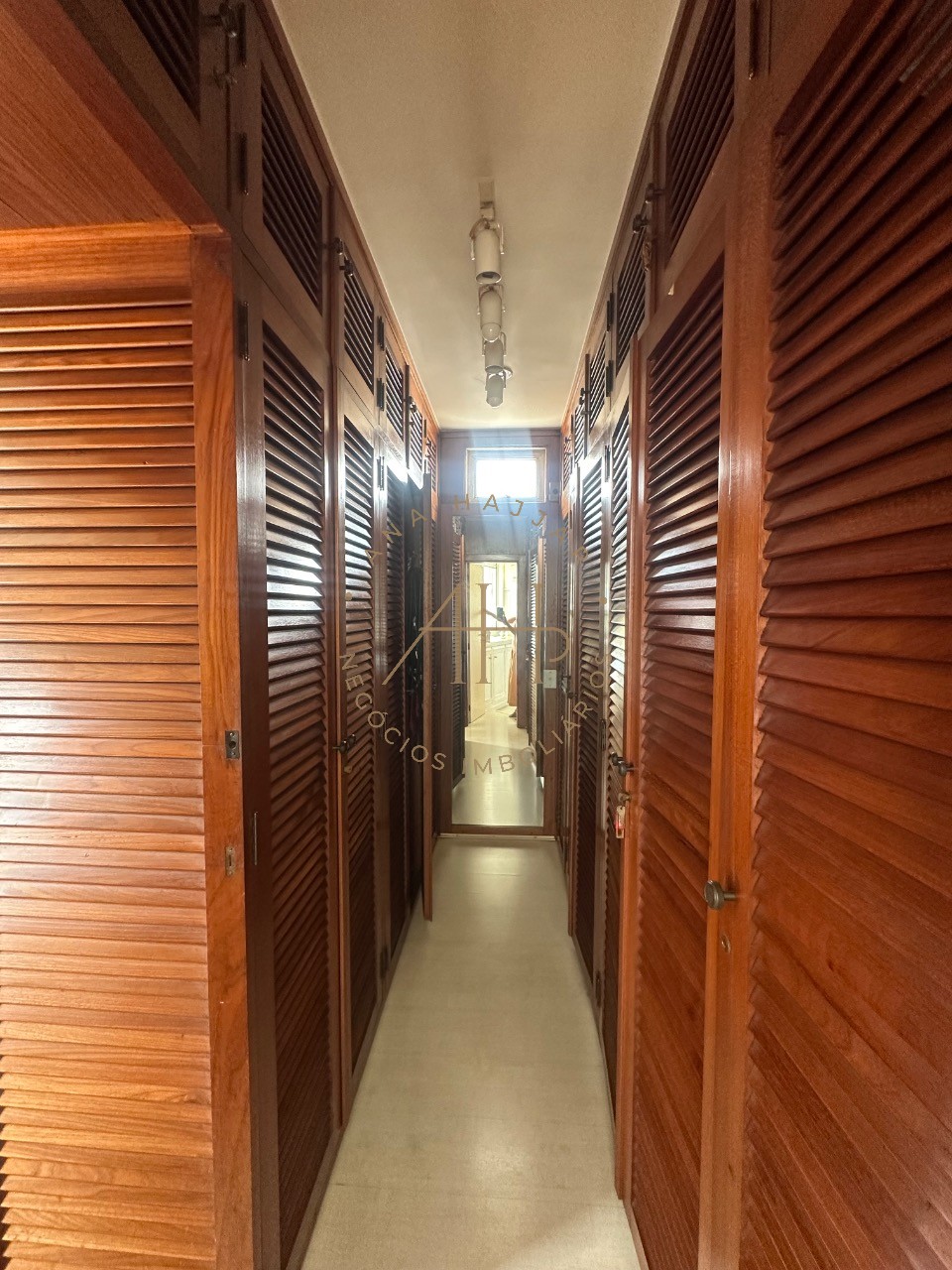 Cobertura, 3 quartos, 302 m² - Foto 6