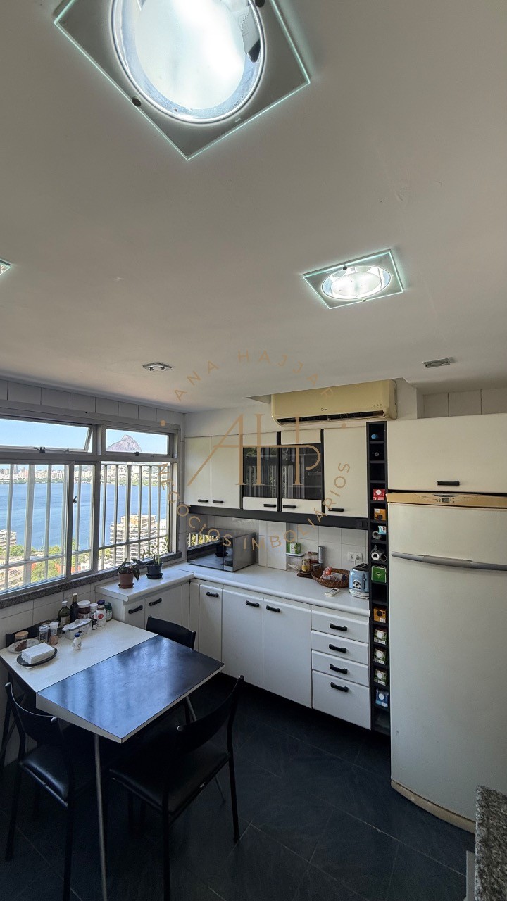 Cobertura, 3 quartos, 268 m² - Foto 4
