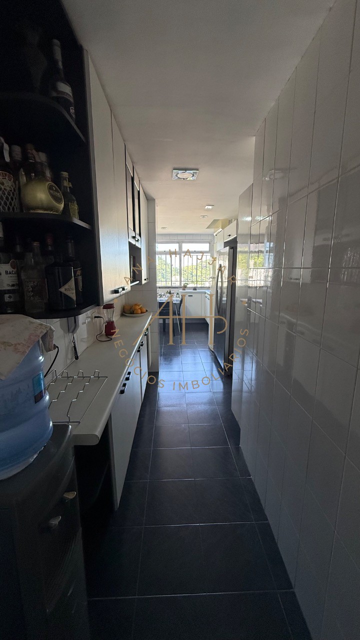 Cobertura, 3 quartos, 268 m² - Foto 2