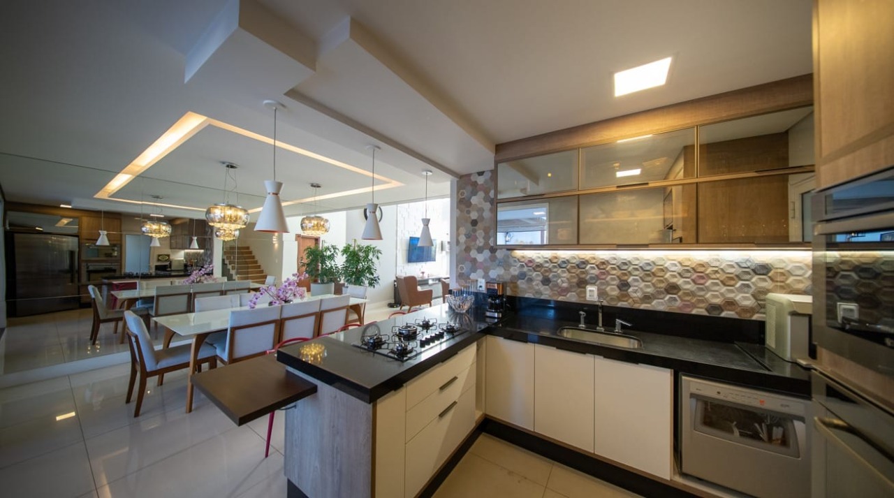 Casa, 3 quartos, 235 m² - Foto 36