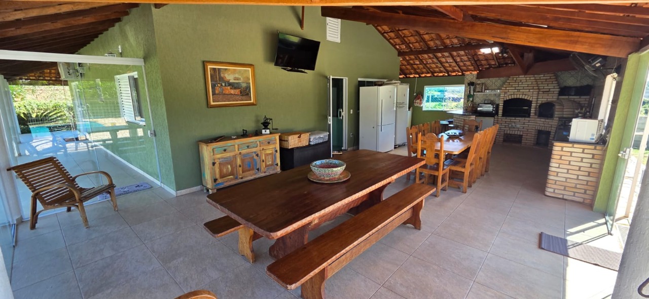 Chácara, 3 quartos, 210 m² - Foto 2