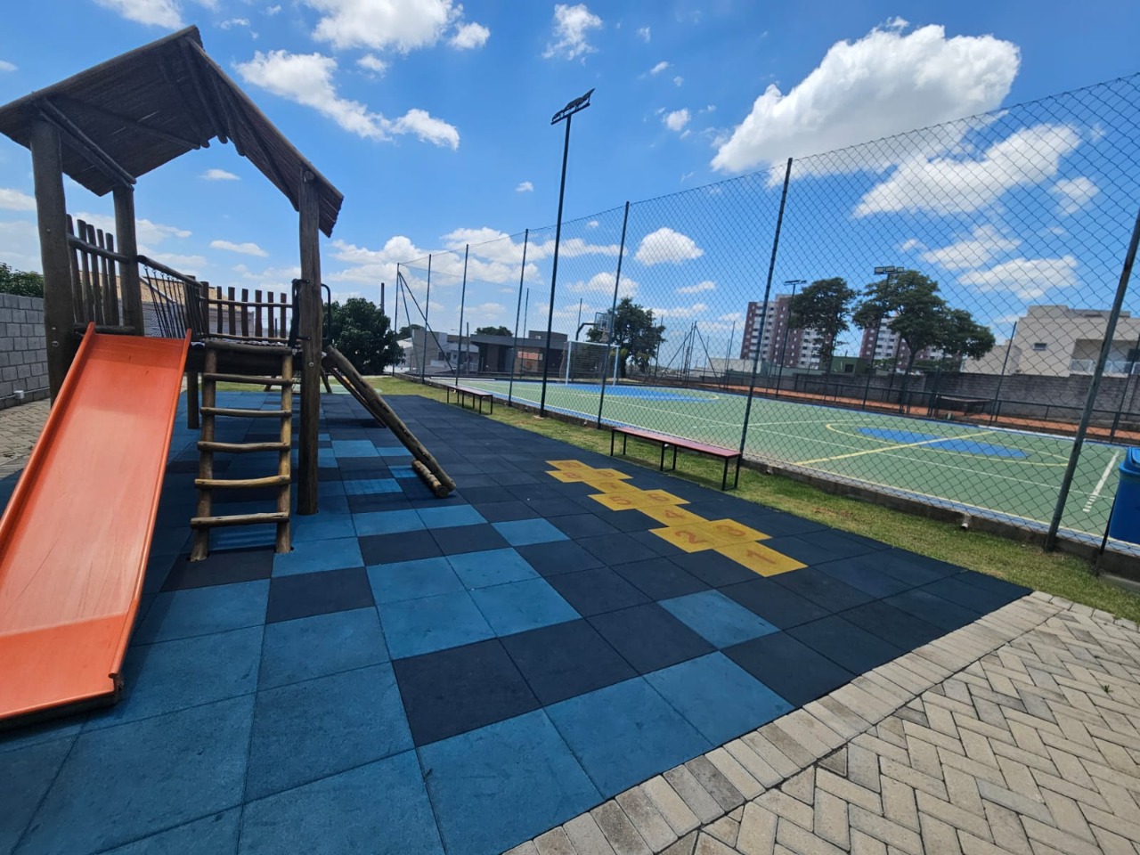 Terreno, 300 m² - Foto 13