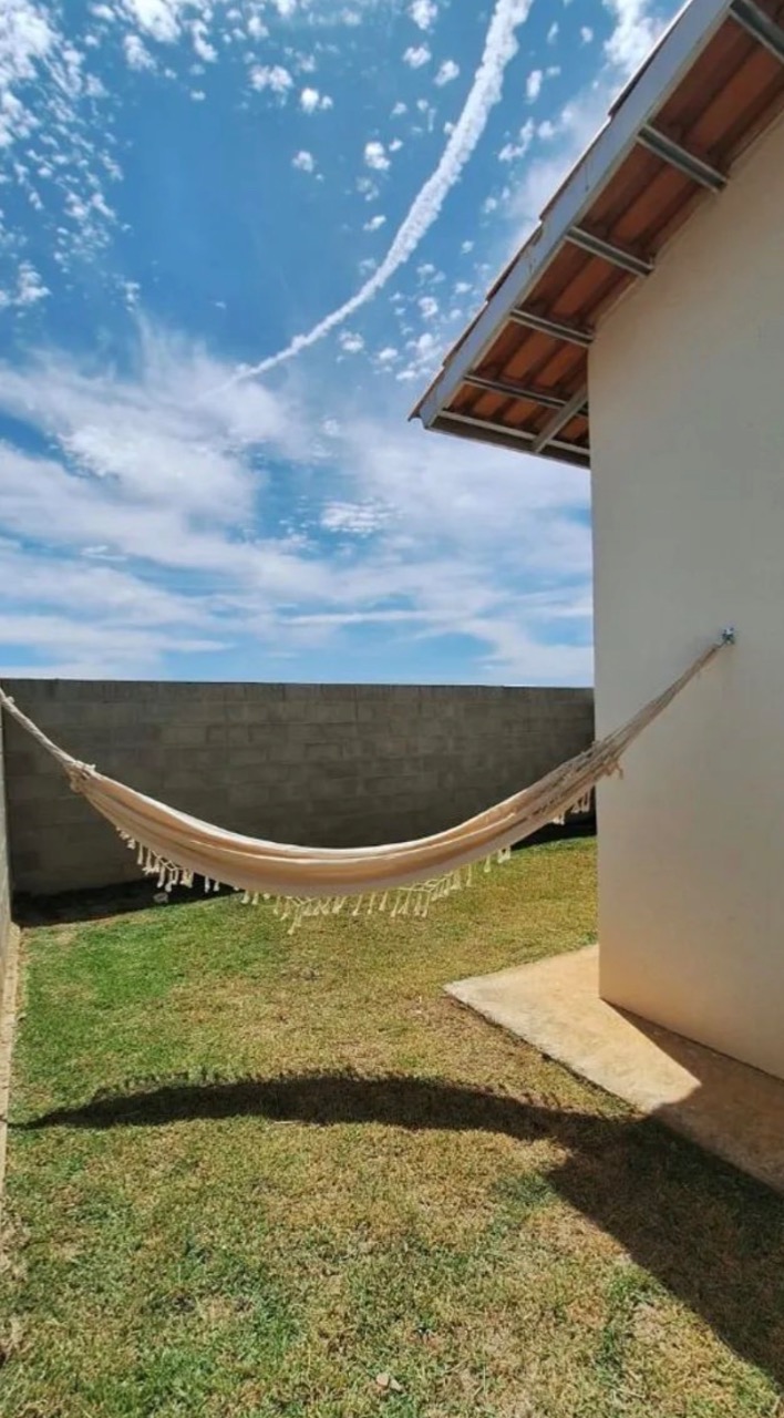 Casa, 2 quartos, 48 m² - Foto 1