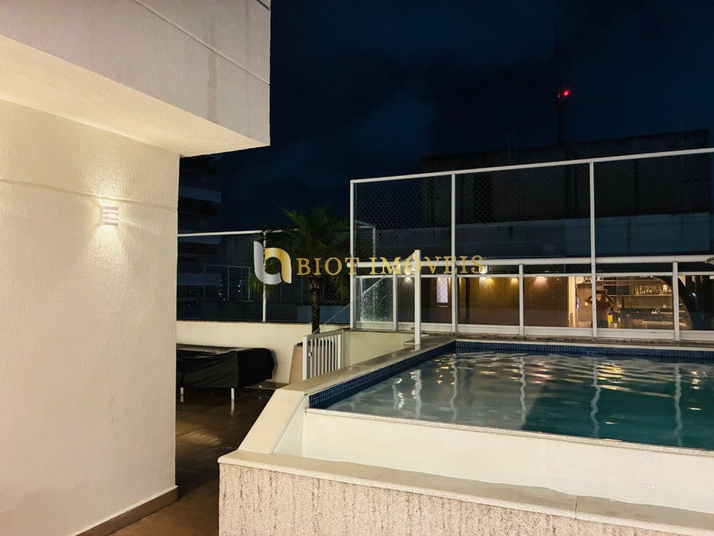 Cobertura, 3 quartos, 240 m² - Foto 2