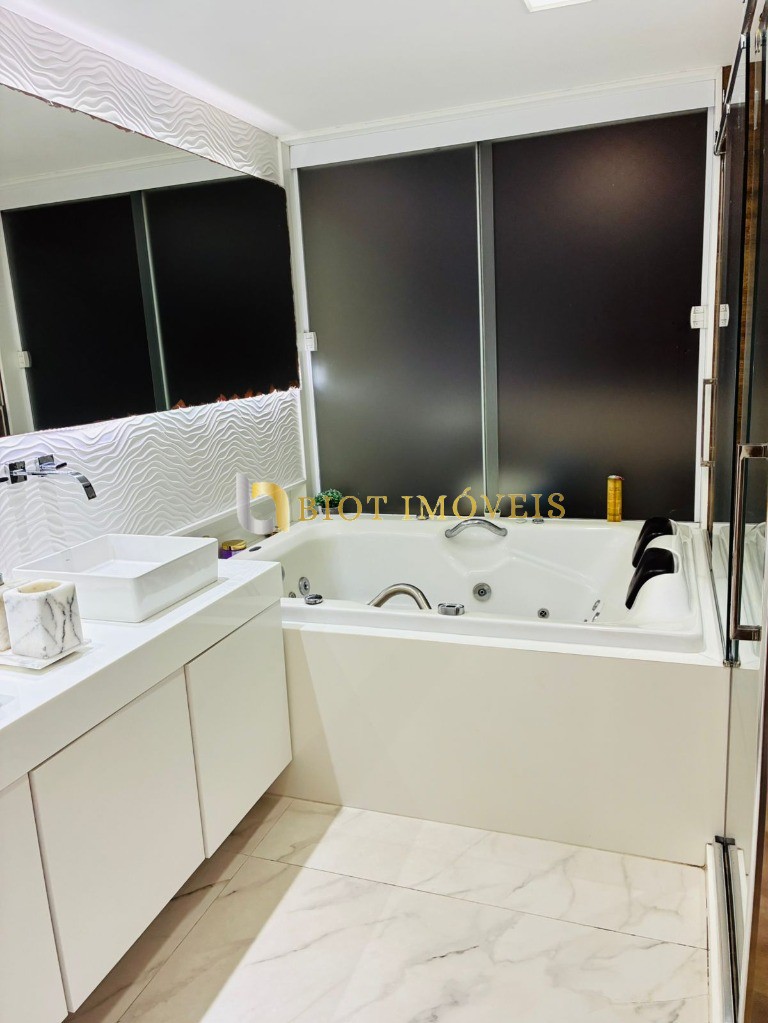 Cobertura, 3 quartos, 240 m² - Foto 49