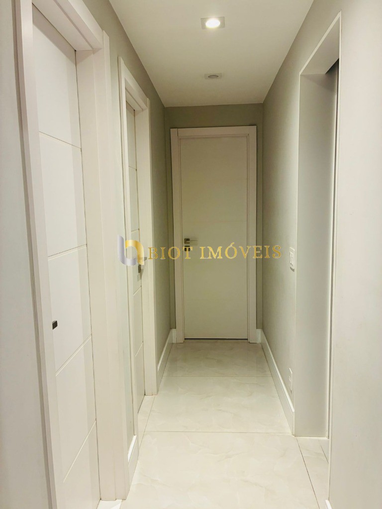 Cobertura, 3 quartos, 240 m² - Foto 3